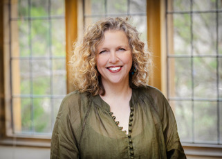 Profile picture of Kirsten Deane