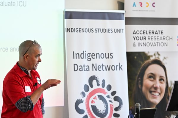 Associate Professor Paul Secombe